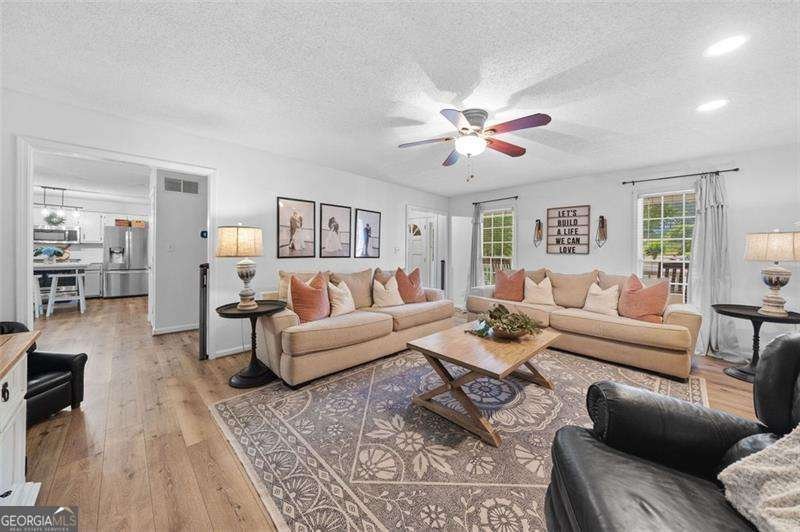 150 KENSLEY Way Dallas - 10