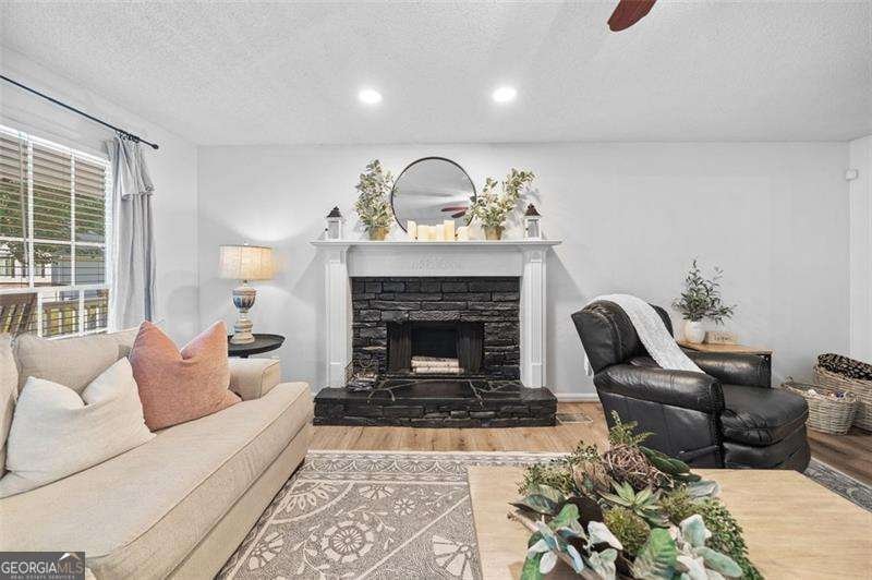 150 KENSLEY Way Dallas - 9