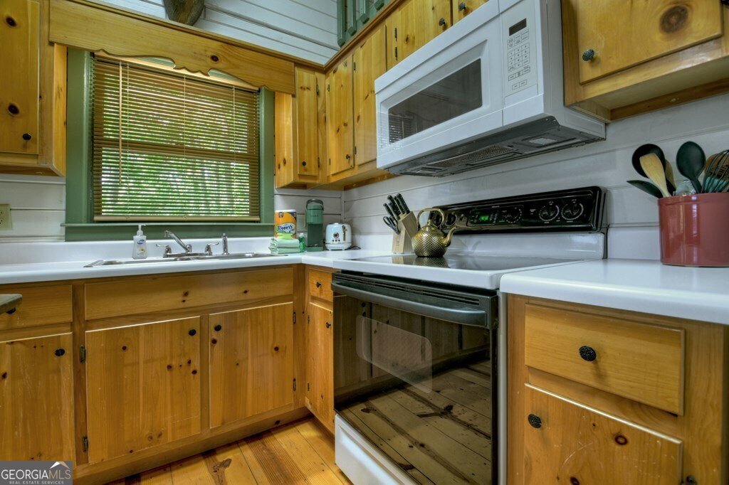 100 Smith Hill Road Blue Ridge - 19