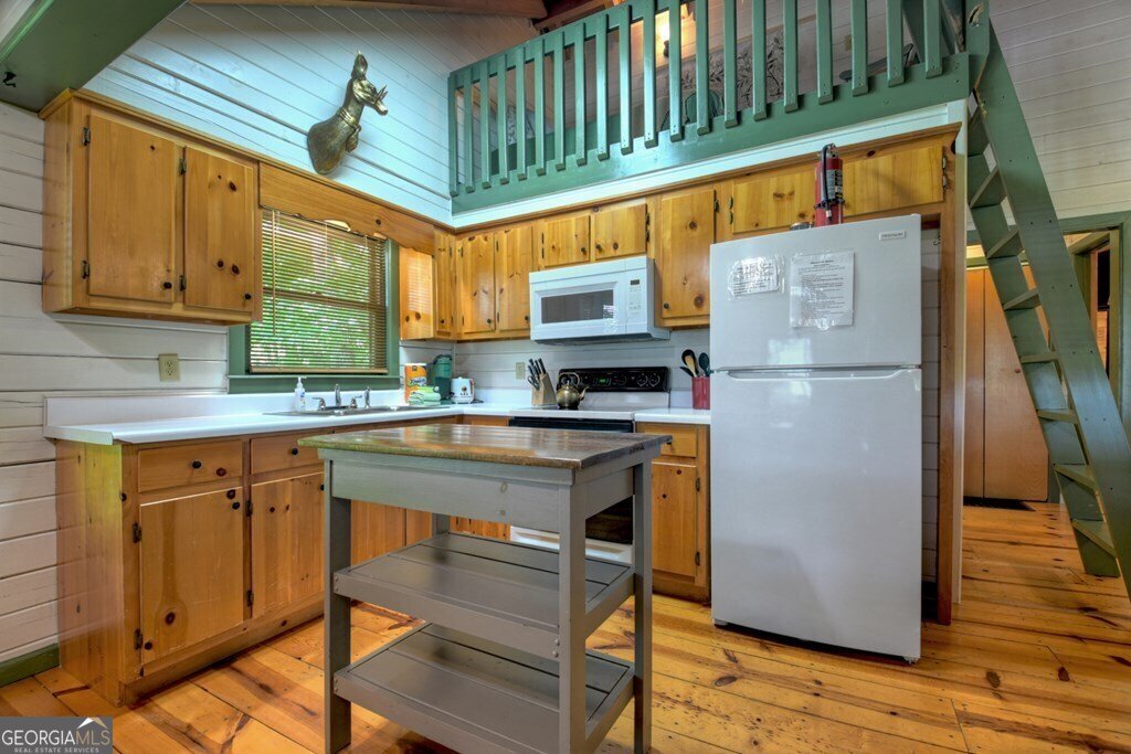 100 Smith Hill Road Blue Ridge - 22