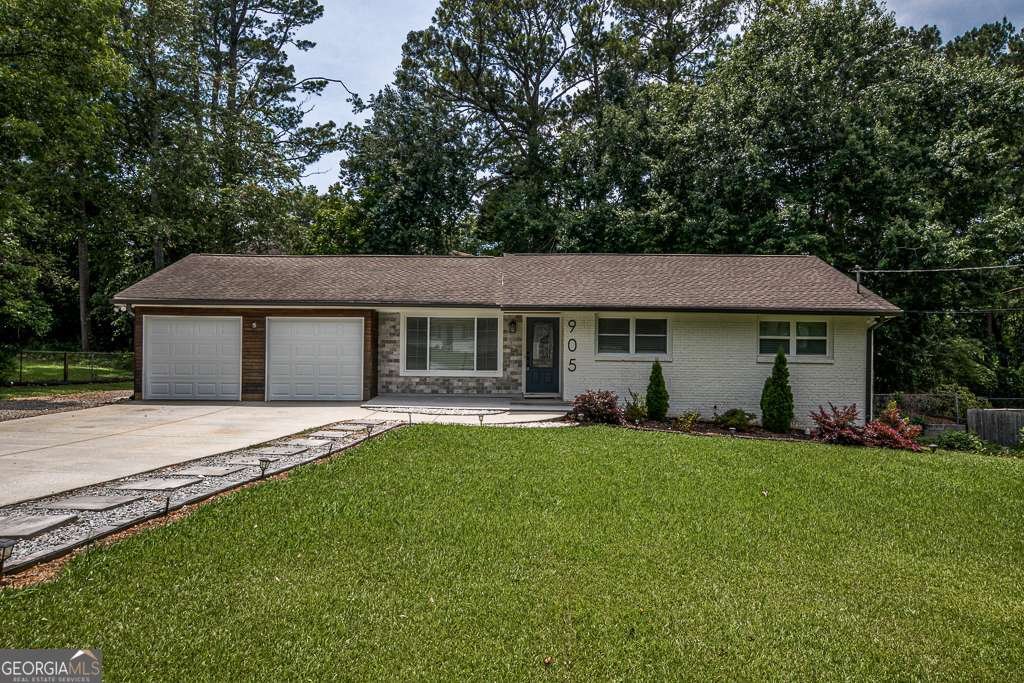 905 Hickory Ridge Road Lilburn - 1