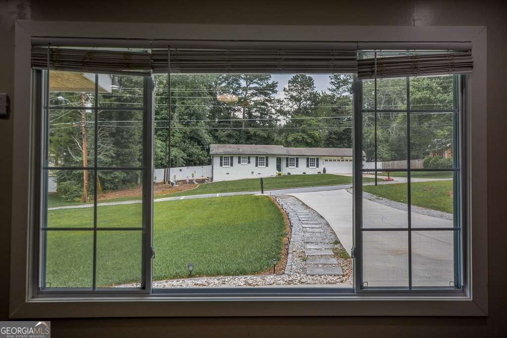 905 Hickory Ridge Road Lilburn - 37