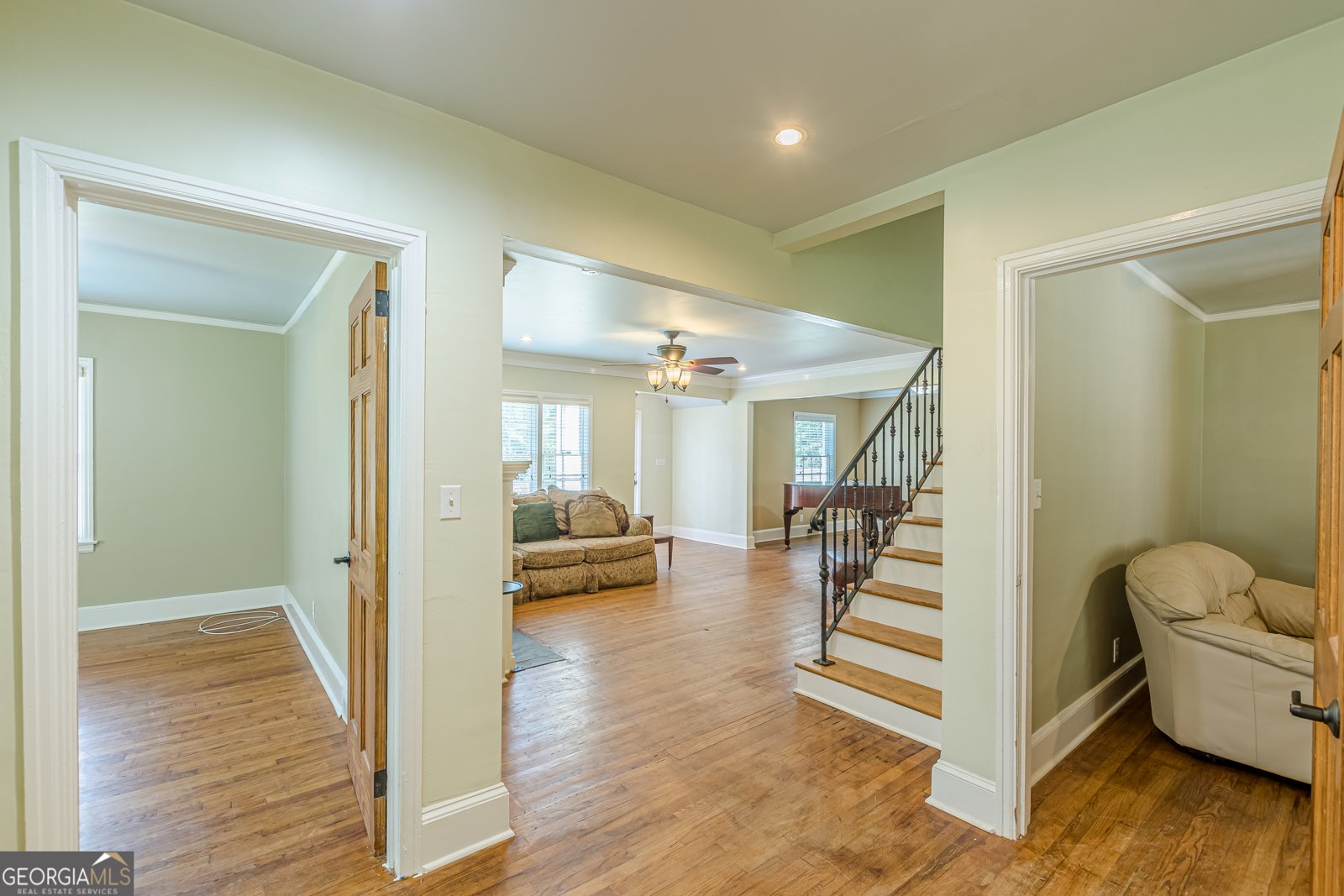2367 Ridgeway Avenue Atlanta - 4