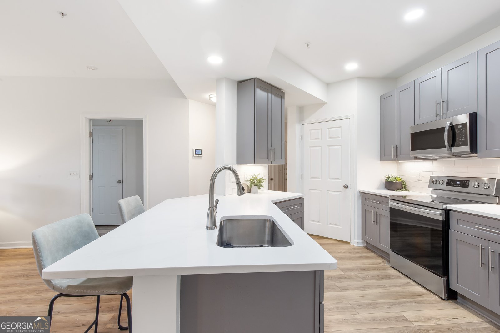 2700 Pine Tree Road Atlanta - 4