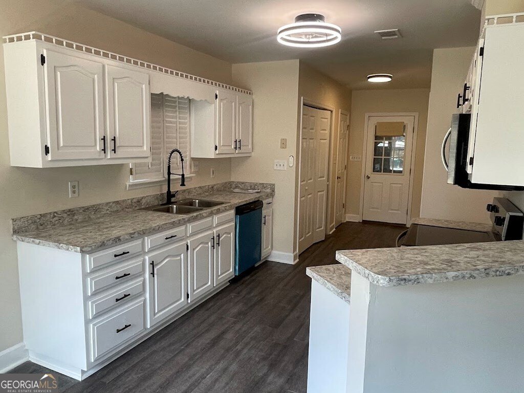 2543 Bascom Drive Albany - 15