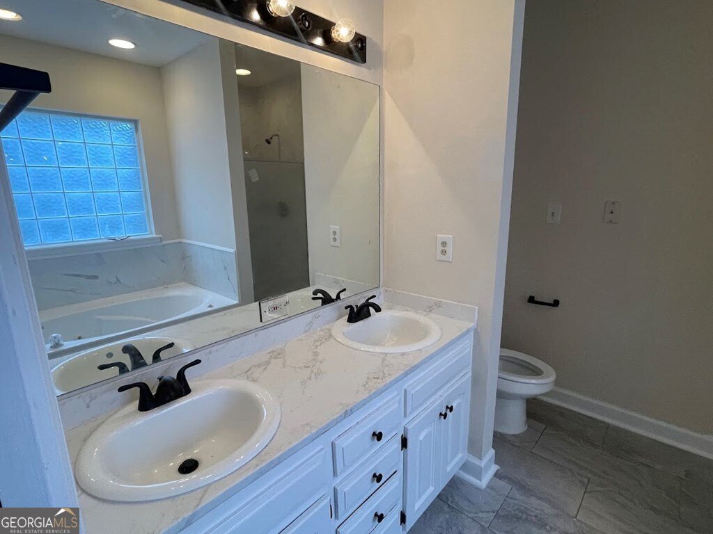 2543 Bascom Drive Albany - 4