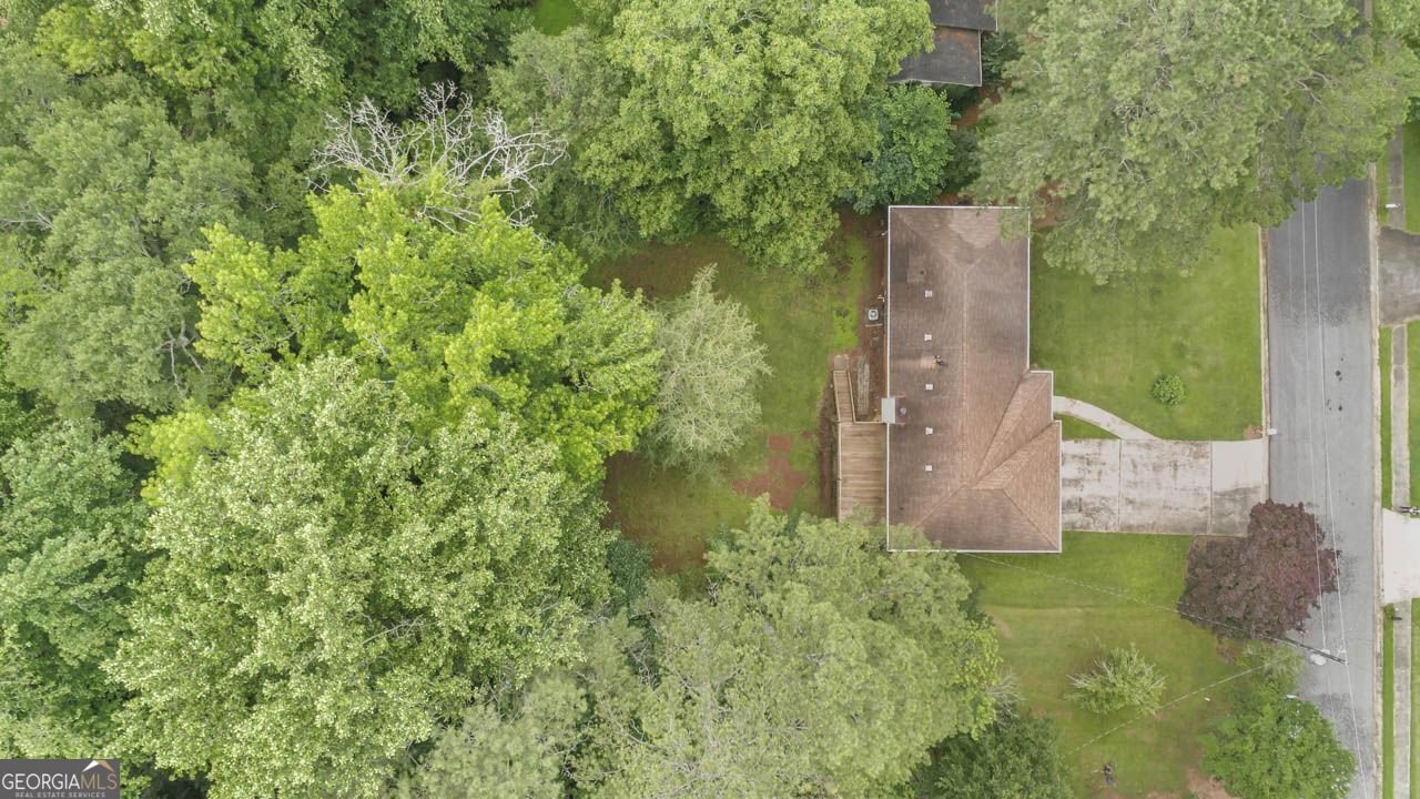 115 Club Circle Stockbridge - 11