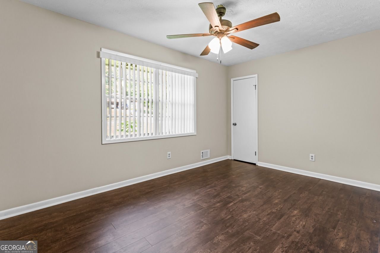 115 Club Circle Stockbridge - 30