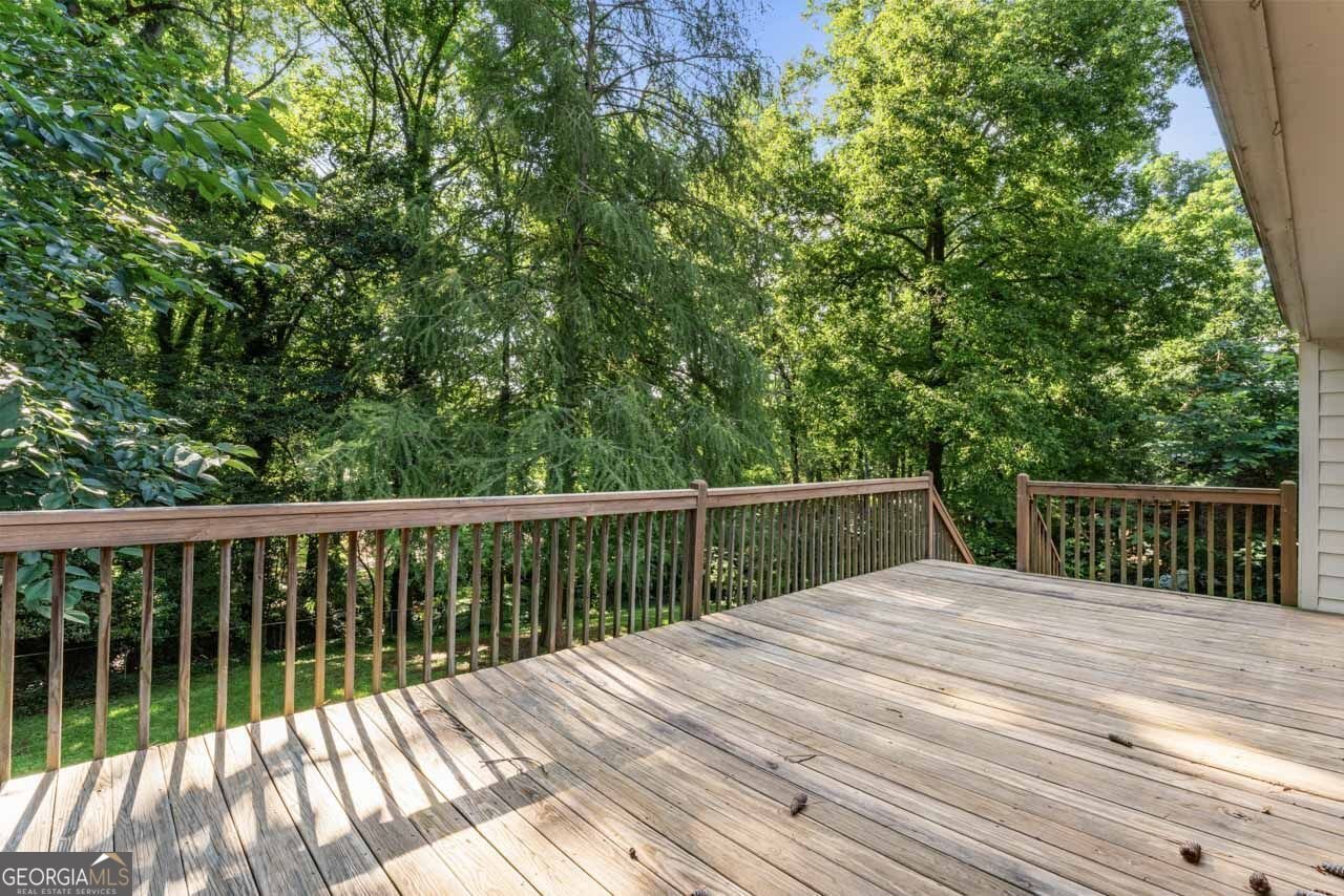 115 Club Circle Stockbridge - 38