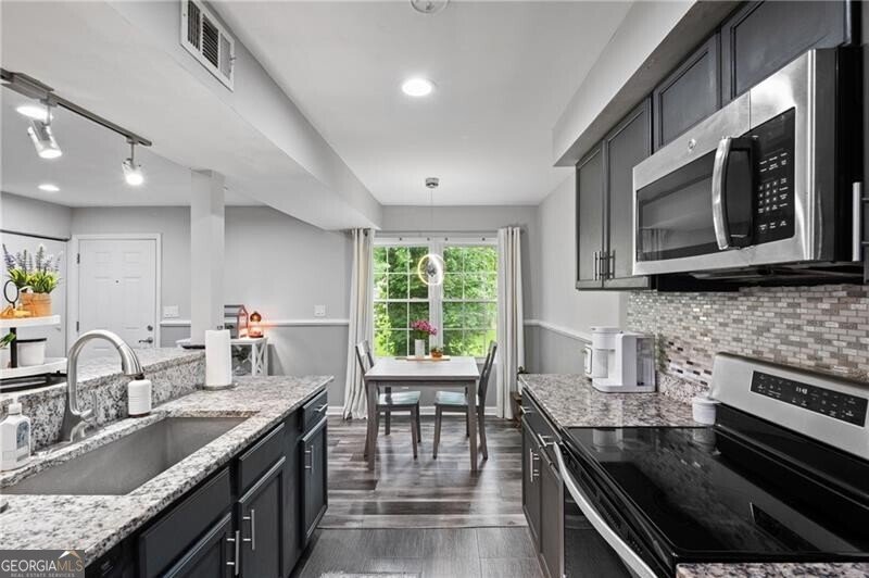 1351 Old Coach Road Marietta - 7