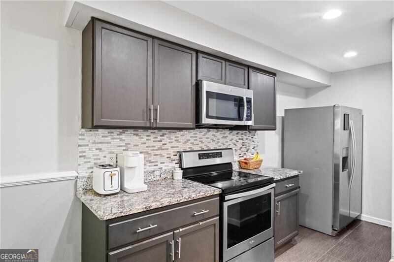 1351 Old Coach Road Marietta - 8