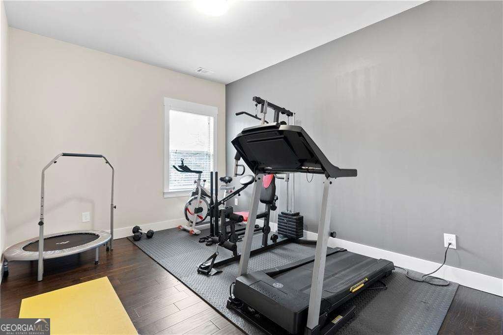 411 Ridgeway Lane Canton - 42