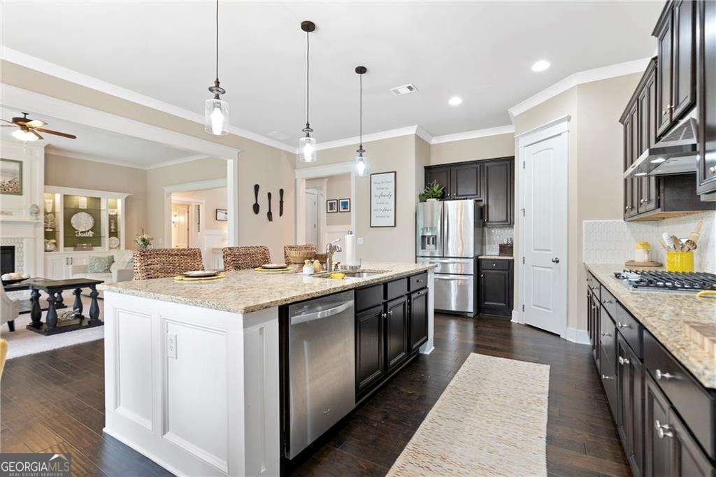 411 Ridgeway Lane Canton - 8