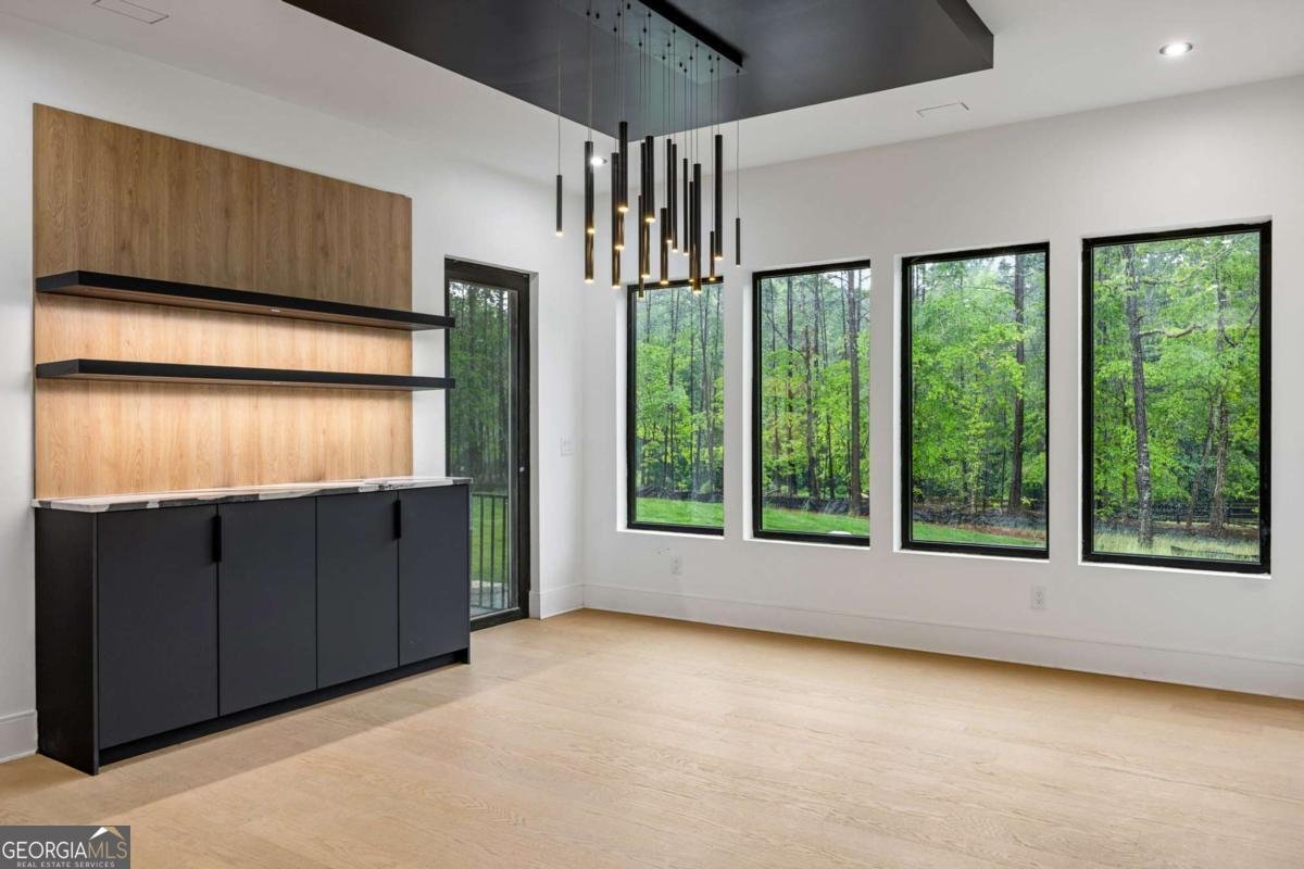 15154 Hopewell Road Alpharetta - 15