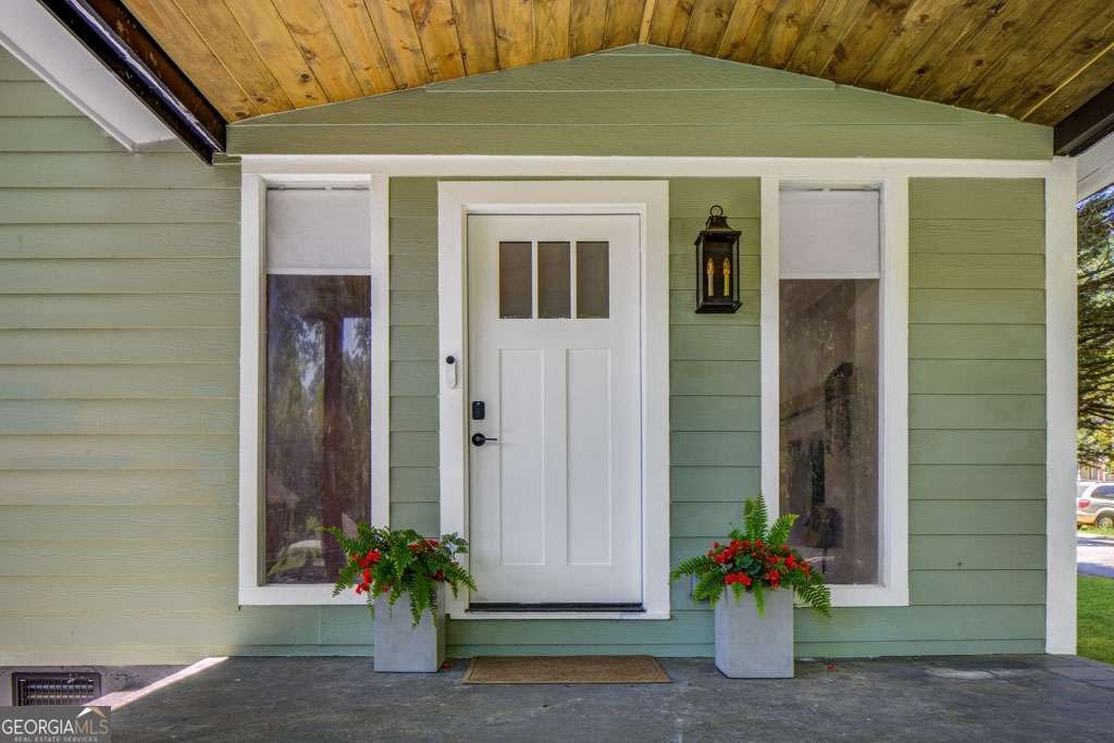 2572 Bates Street Smyrna - 4