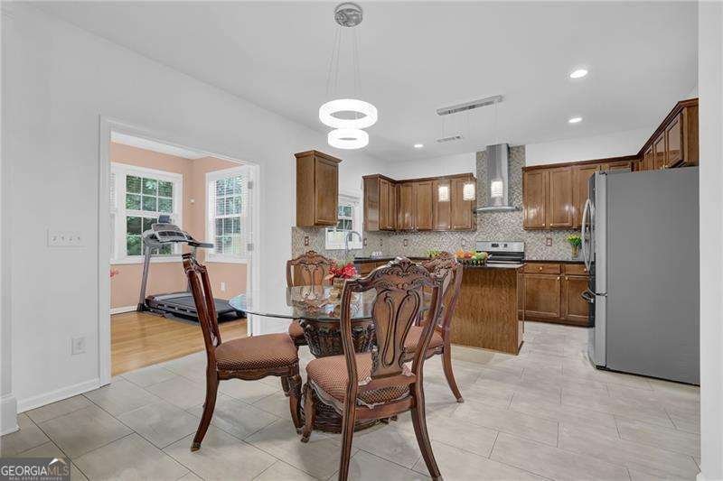 7027 Walham Grove Duluth - 11