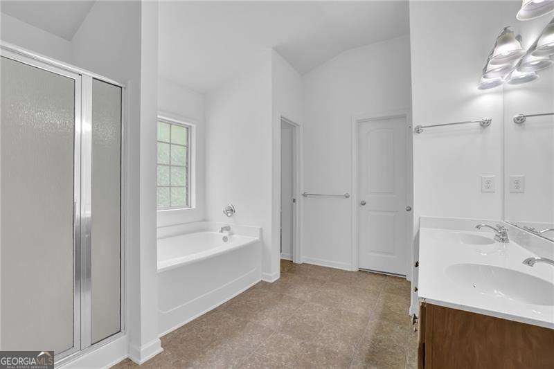 7027 Walham Grove Duluth - 24
