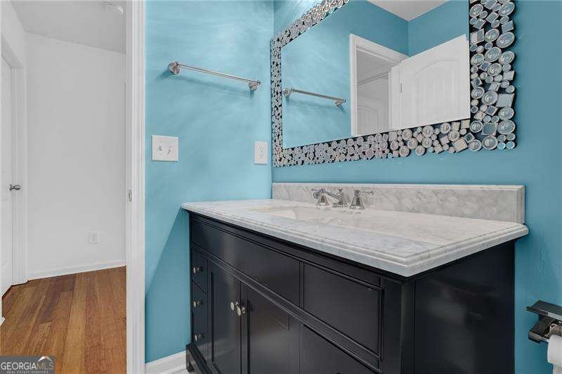 7027 Walham Grove Duluth - 33