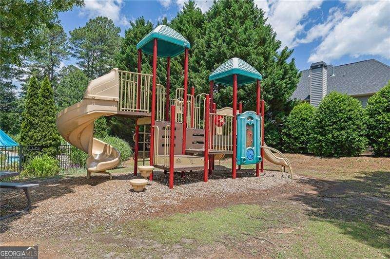 7027 Walham Grove Duluth - 41