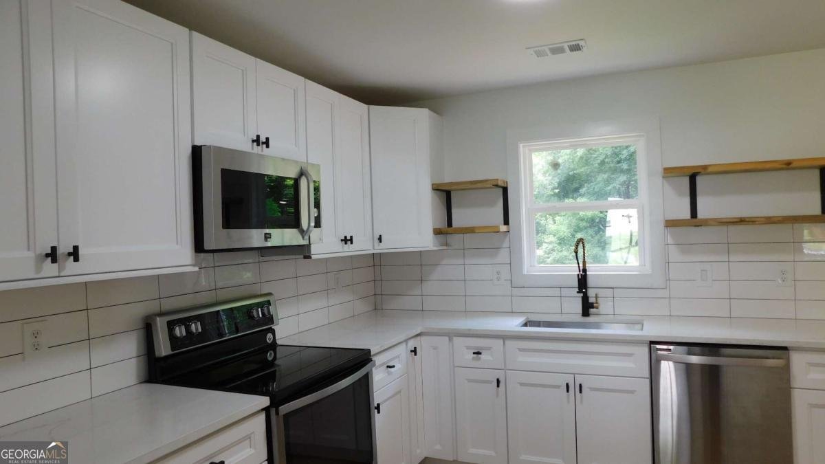 9148 Homewood Drive Riverdale - 12