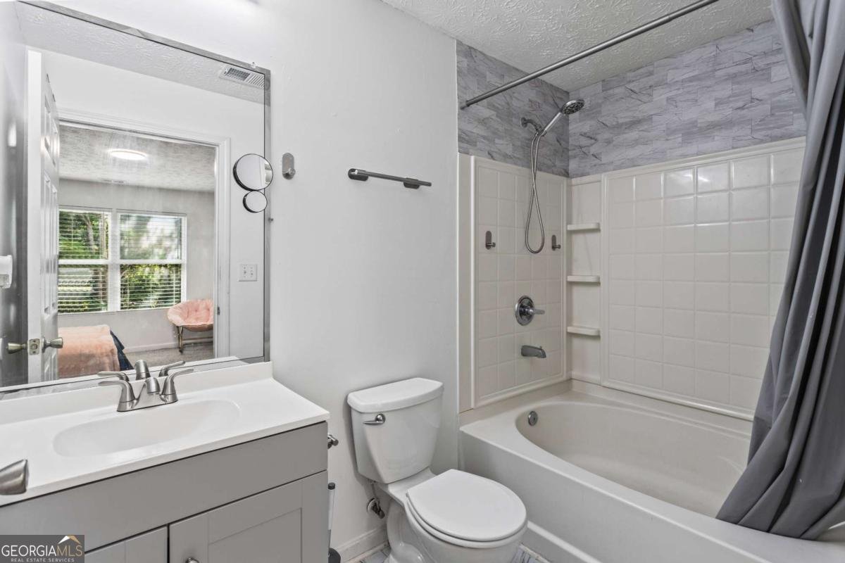 4203 Fairington Village Drive Lithonia - 6