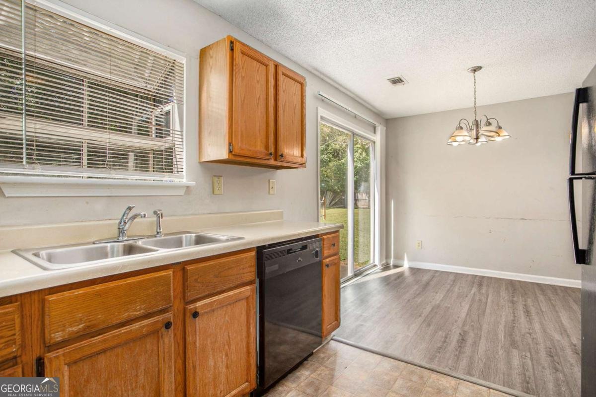 5575 Pine Gate Drive Atlanta - 11