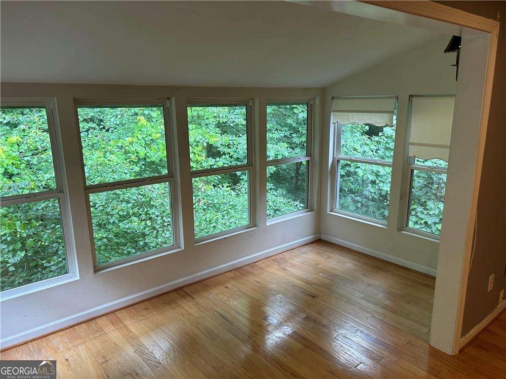 5147 Roswell Road Atlanta - 9