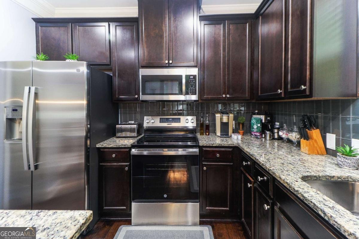1547 Paxton Drive Lilburn - 11