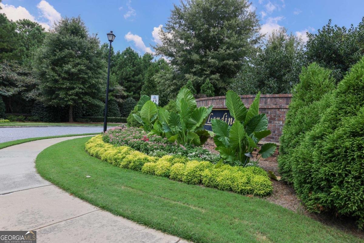 1547 Paxton Drive Lilburn - 2
