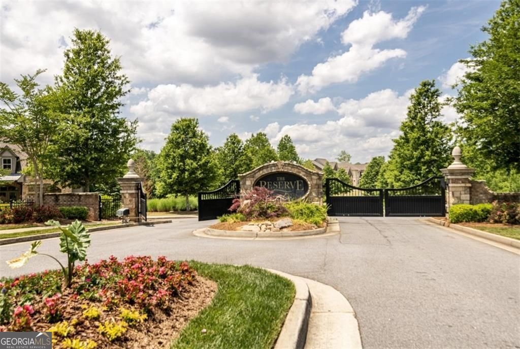 6110 Read Road Suwanee - 73
