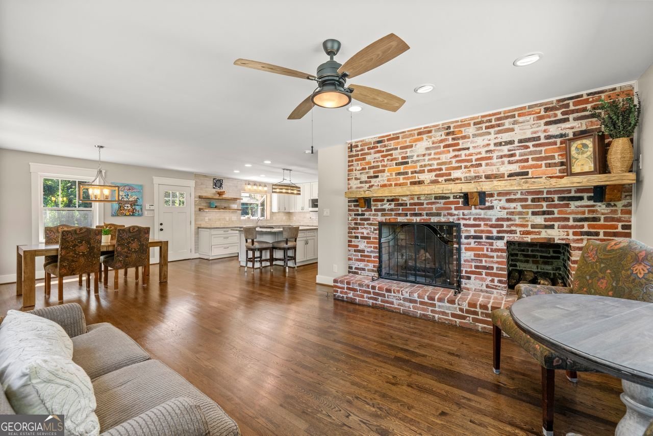 1382 VARNER Road Marietta - 19
