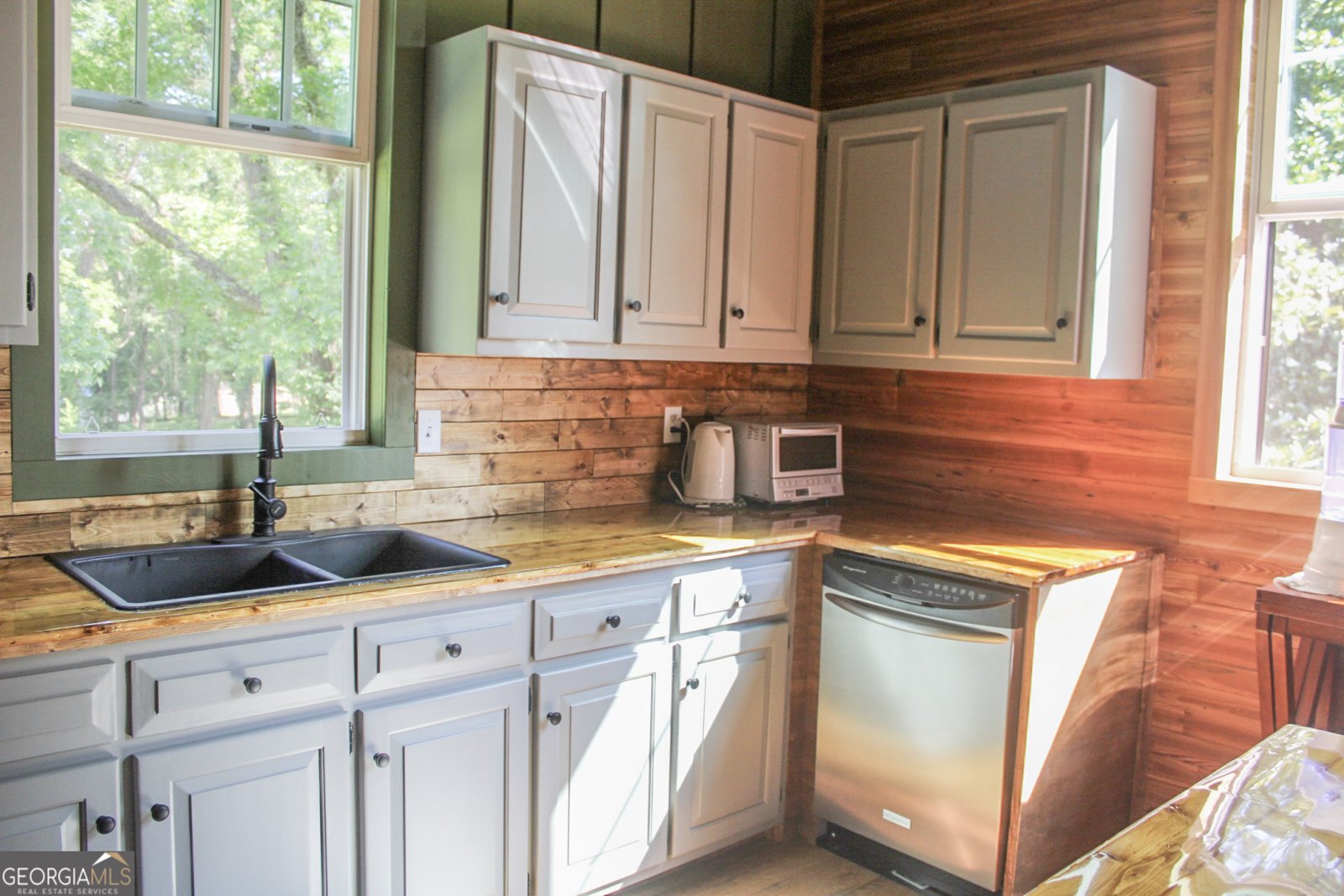 1048 Whites Mill Road Valley - 14