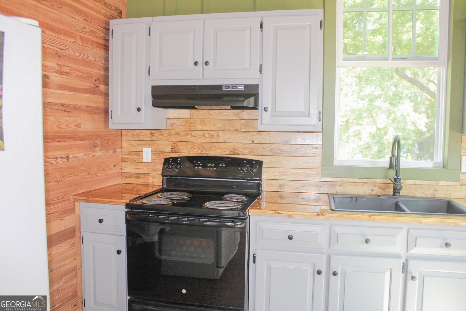 1048 Whites Mill Road Valley - 16