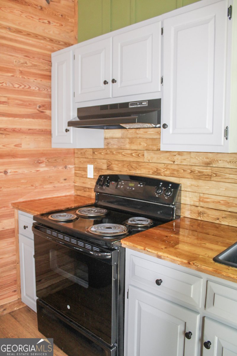 1048 Whites Mill Road Valley - 18