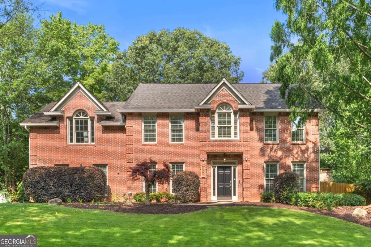 100 Parkerwood Way Alpharetta - 1