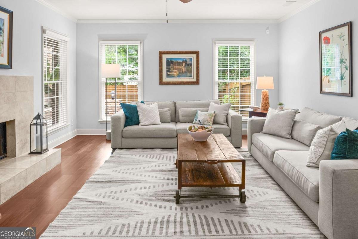 100 Parkerwood Way Alpharetta - 18