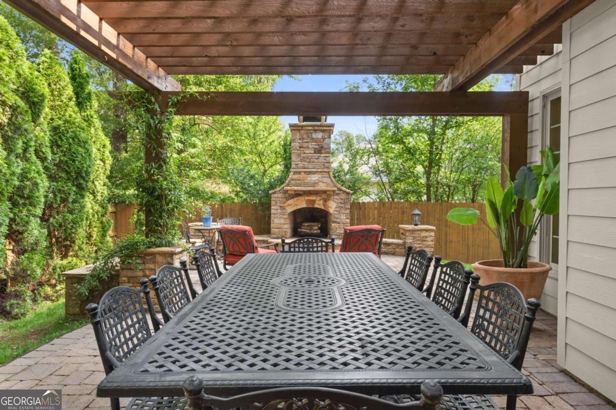 100 Parkerwood Way Alpharetta - 21