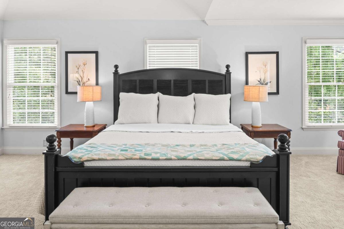 100 Parkerwood Way Alpharetta - 30