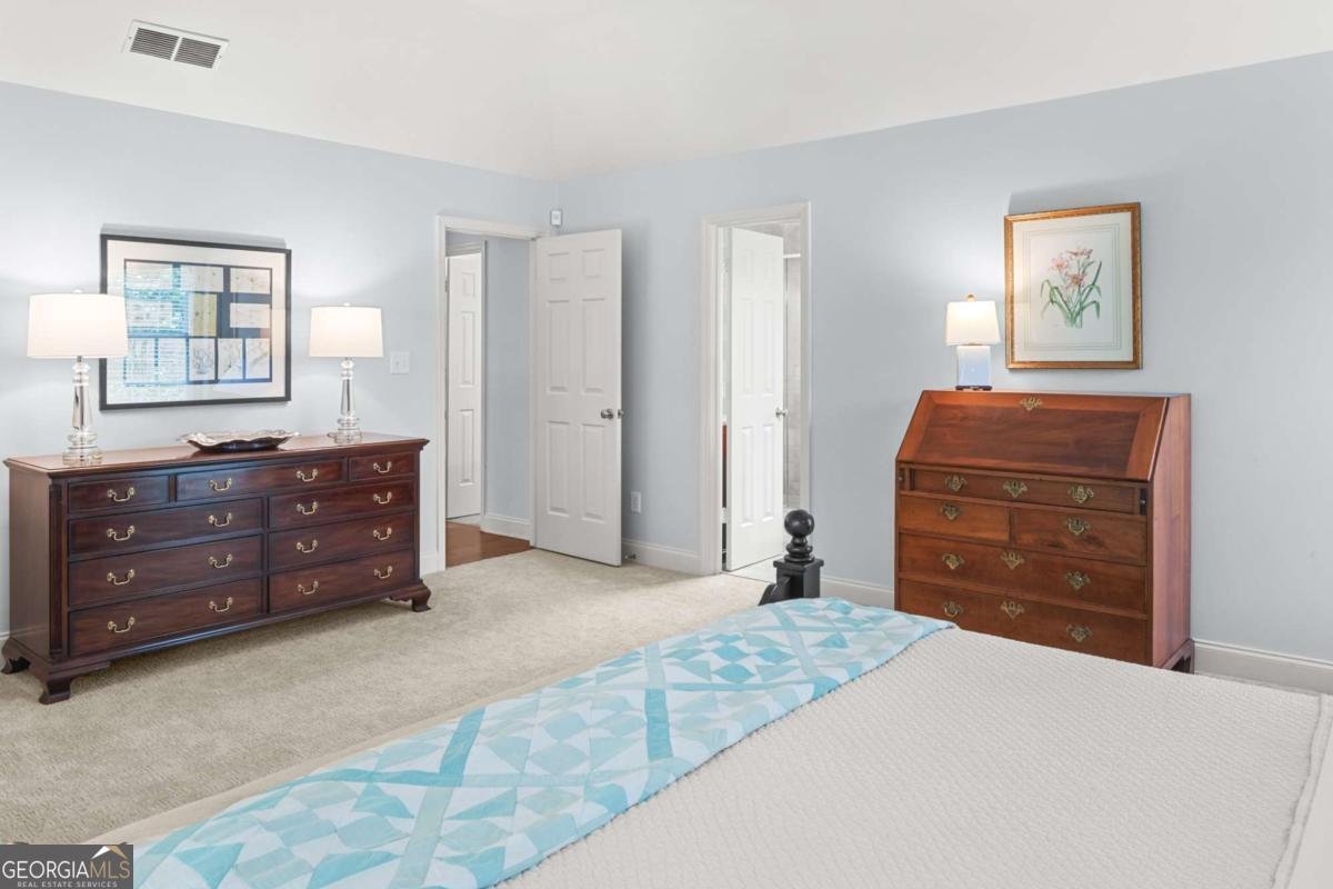 100 Parkerwood Way Alpharetta - 33