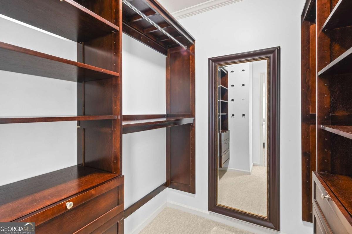 100 Parkerwood Way Alpharetta - 37