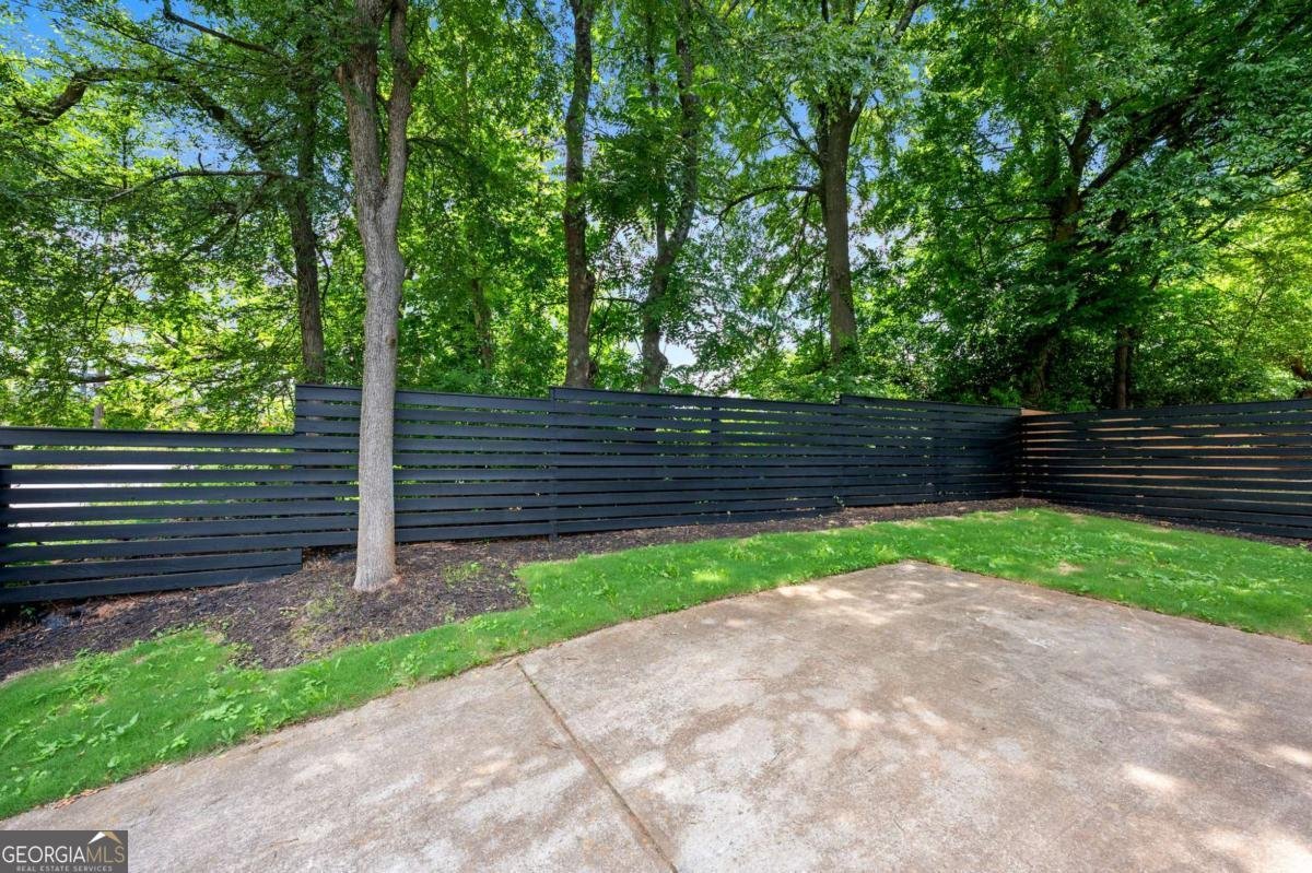 900 Ira Street Atlanta - 24