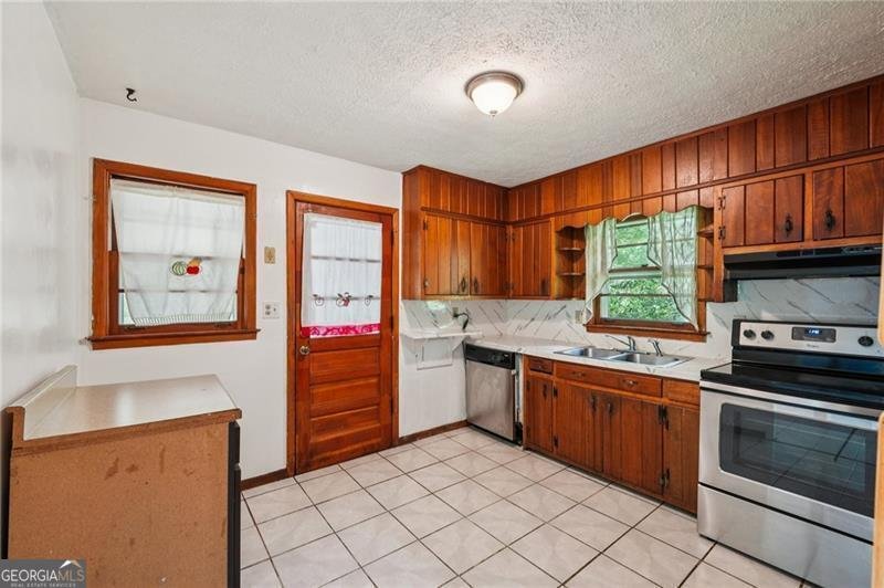 2880 Shallowford Road Chamblee - 12