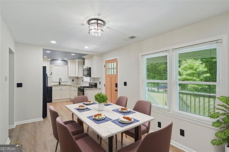 5160 Chapel Hill Road Douglasville - 5