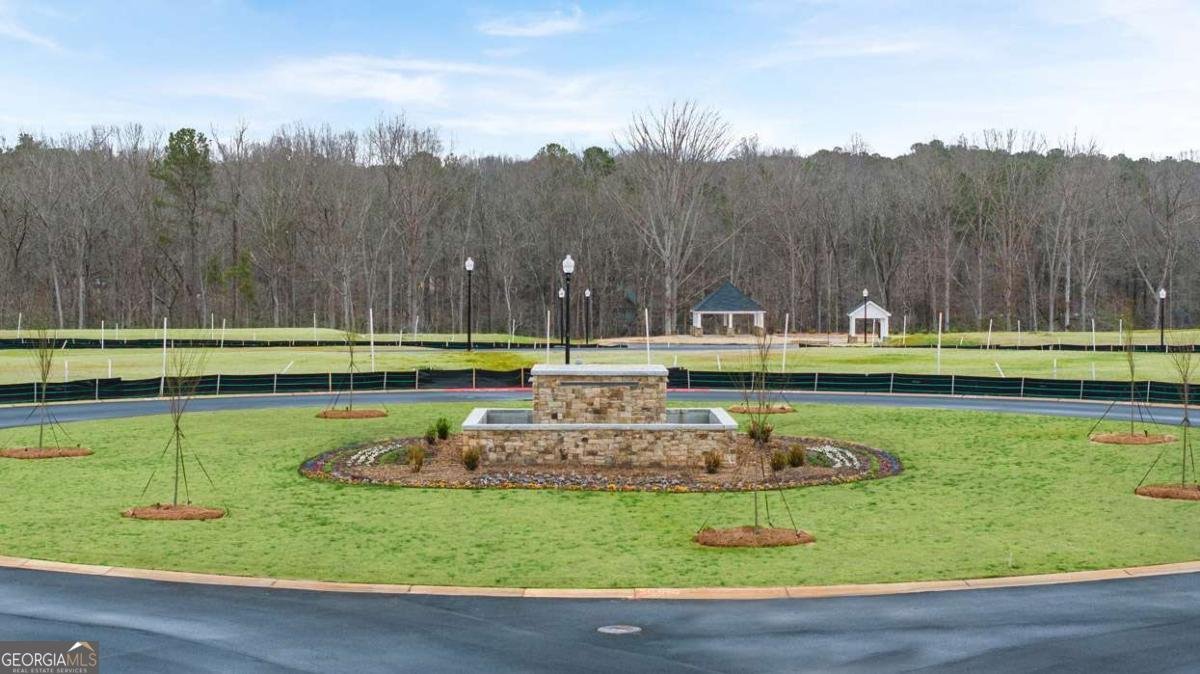 340 Sound Circle Stockbridge - 3