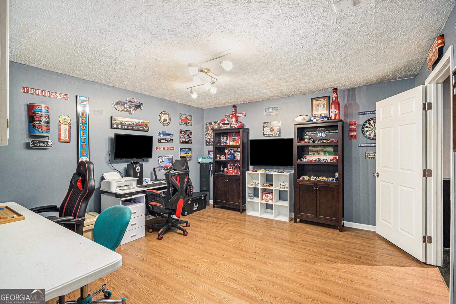 6355 Queens Road Douglasville - 23
