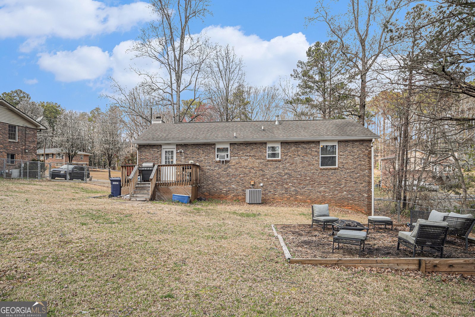 6355 Queens Road Douglasville - 29