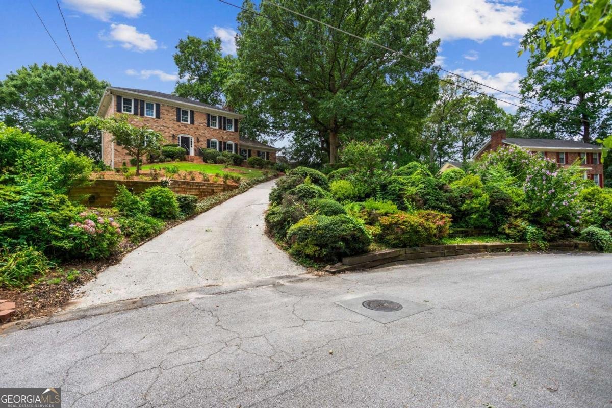 3013 HUNTSHIRE Doraville - 4