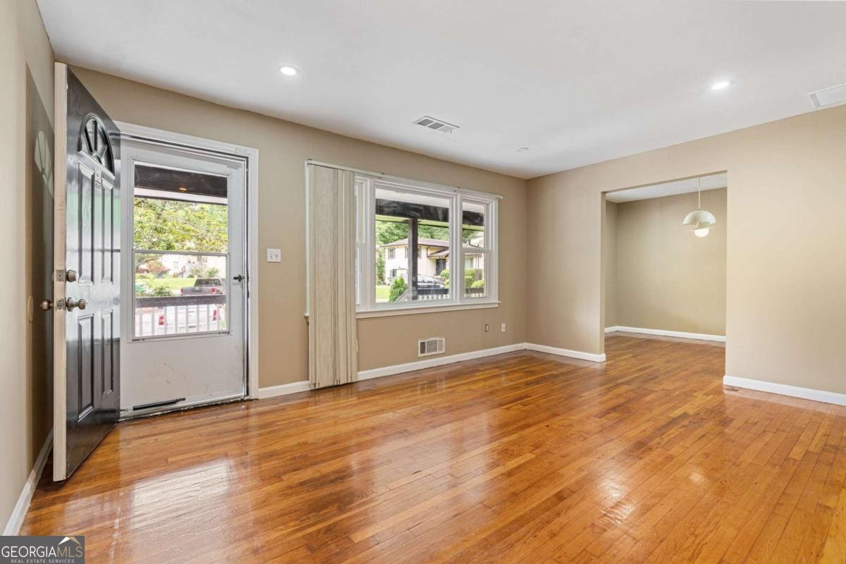 2266 Kennedy Court Atlanta - 3