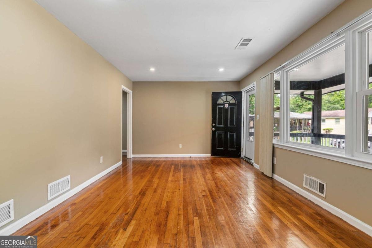 2266 Kennedy Court Atlanta - 4