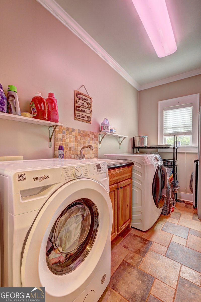 124 Brookfield Drive Thomaston - 51